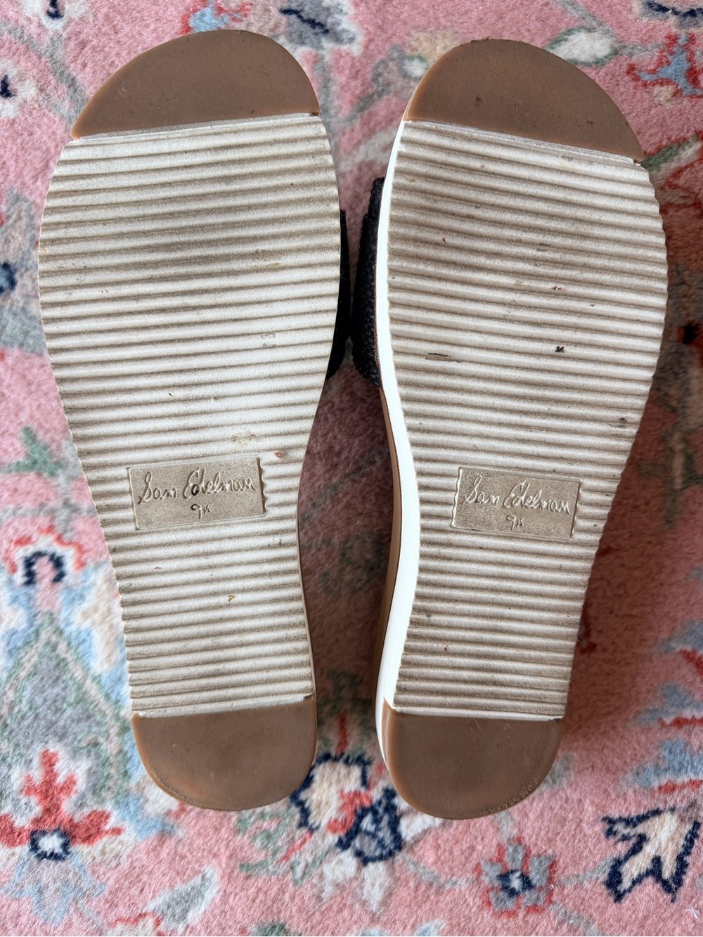 Sam Edelman Ariane Wedges - Picture 4 of 5